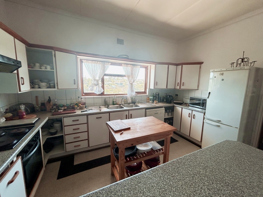 6 Bedroom Property for Sale in Napier Western Cape